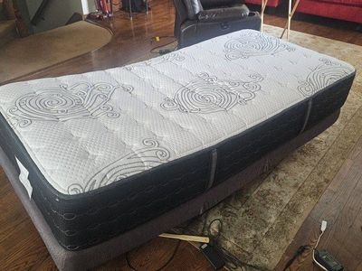 Adjustable bed