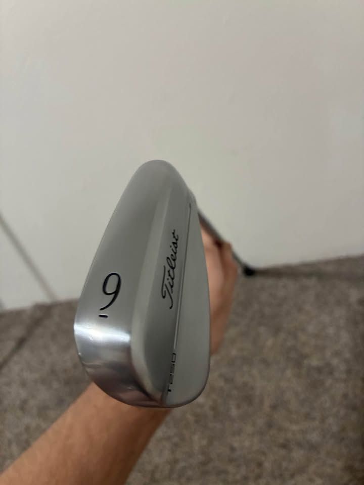 Titleist 2025 T250 Forged Single 9 Iron S300 Stiff Shaft Mint Condition