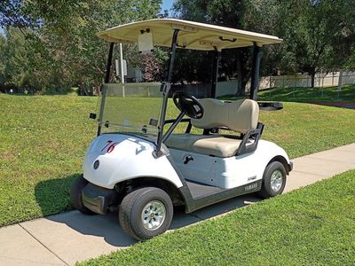 2019 Yamaha Drive2 QuieTech EFI Gas Golf Cart – $4,495