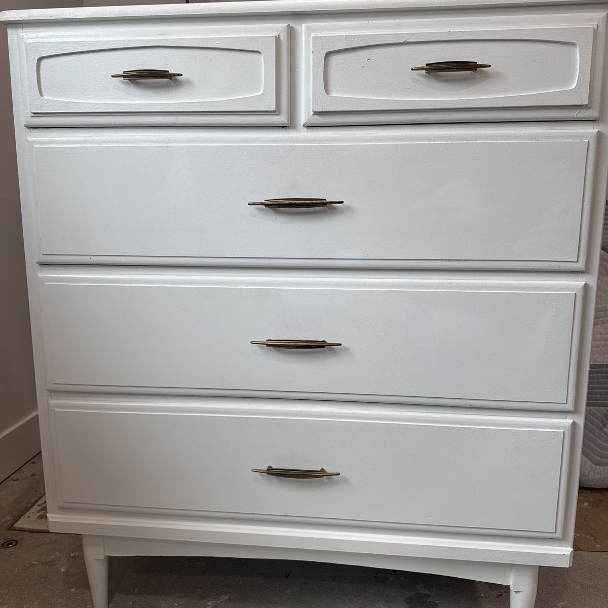 White Chest Of Drawers