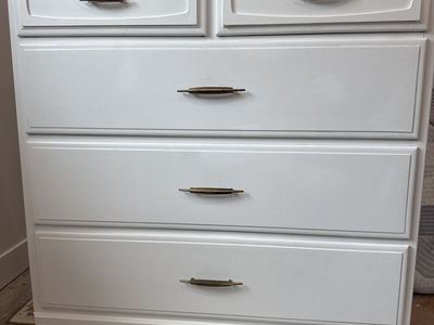White Chest Of Drawers