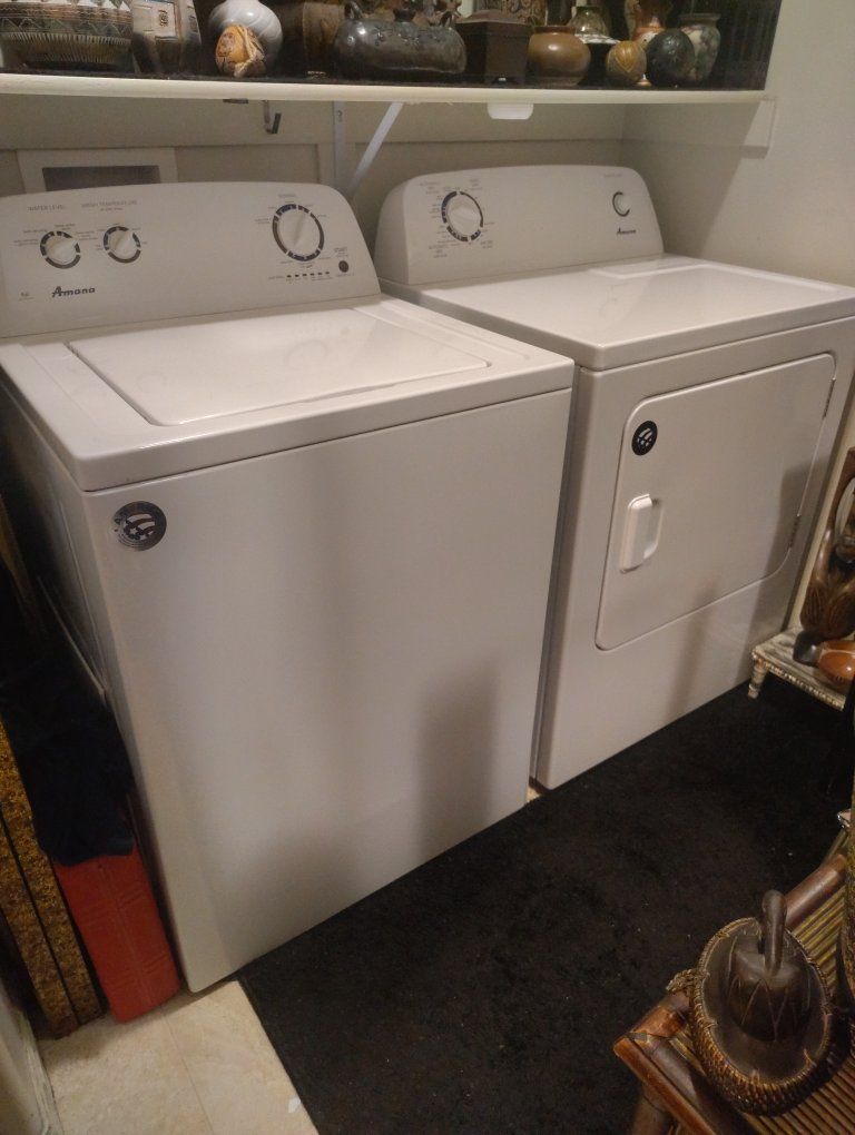 Like-New Amana Washer &  Dryer Matching Set - Work Perfectly!