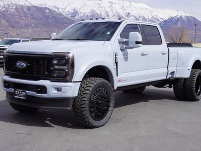 2025 Ford F-450 Super Duty Platinum