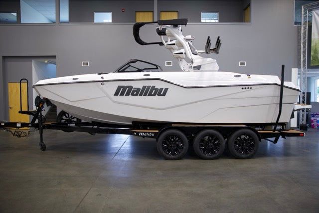 2026 Malibu M230 Boats