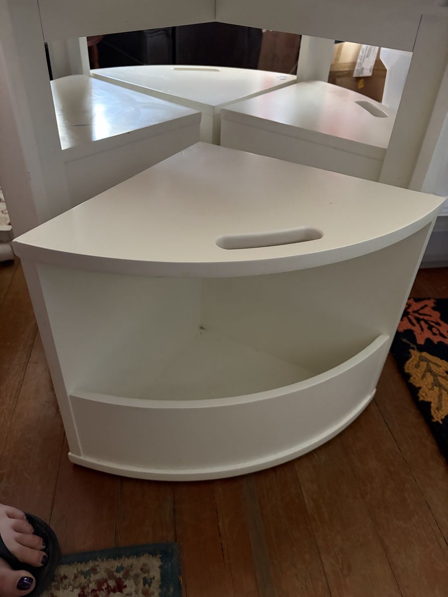 Main image 3