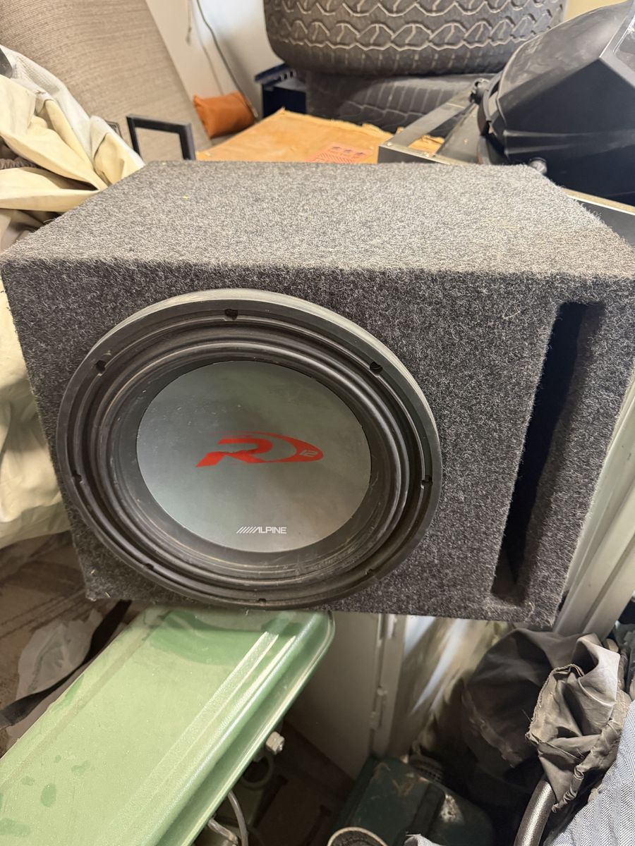 Alpine Type-R 12 Subwoofer in Ported Box with Rockford Fosgate Punch P325.1 Amplifier