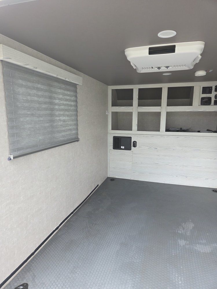 Main image 13