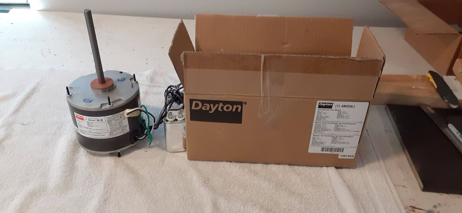Dayton 4M206J 1/3 HP 1075 RPM Condenser Fan Motor