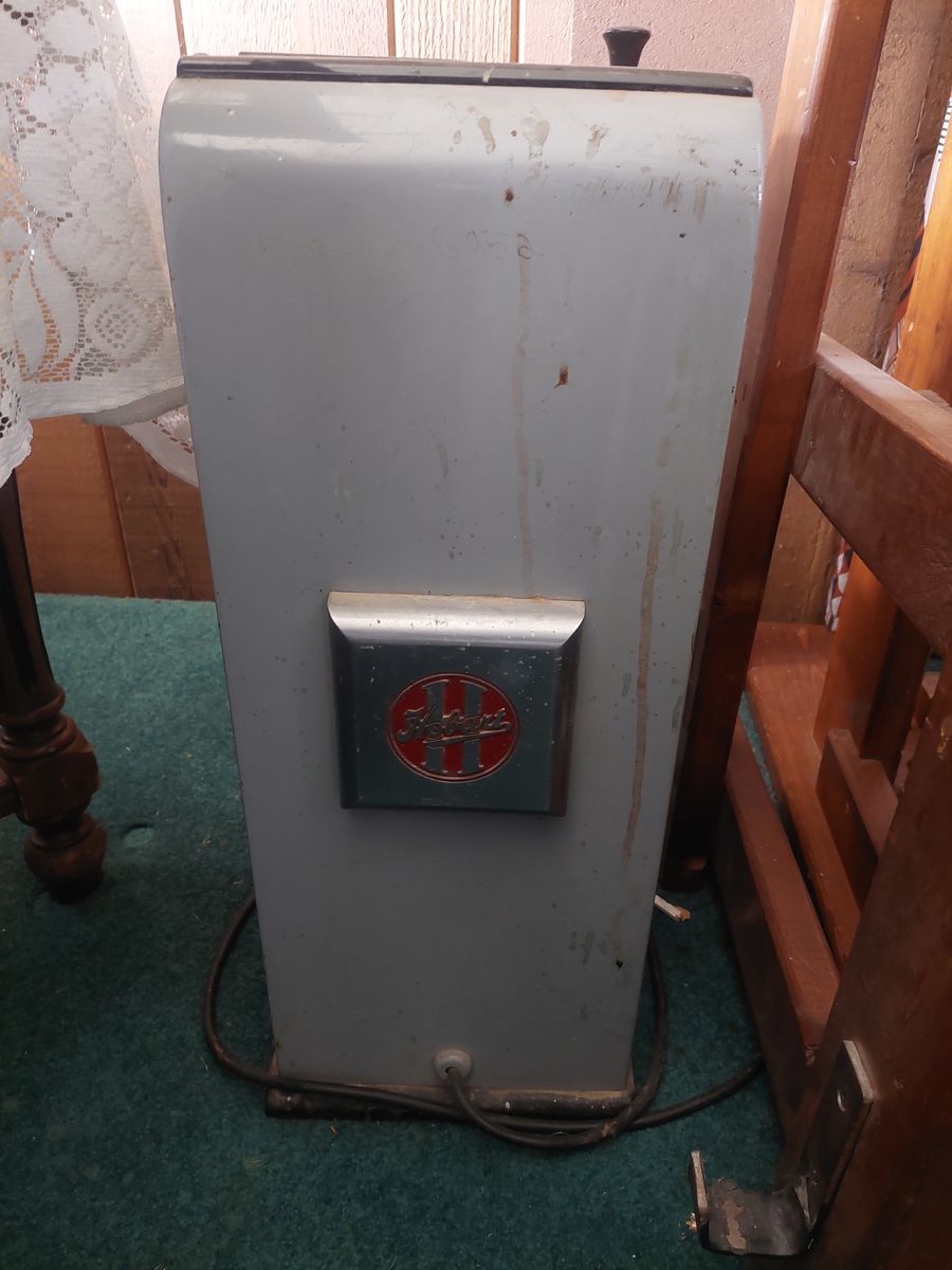 Main image 4