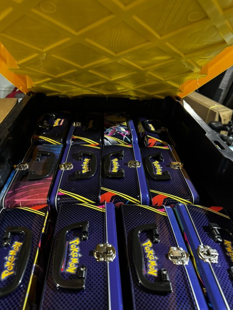 Pokemone Lunchbox Tin