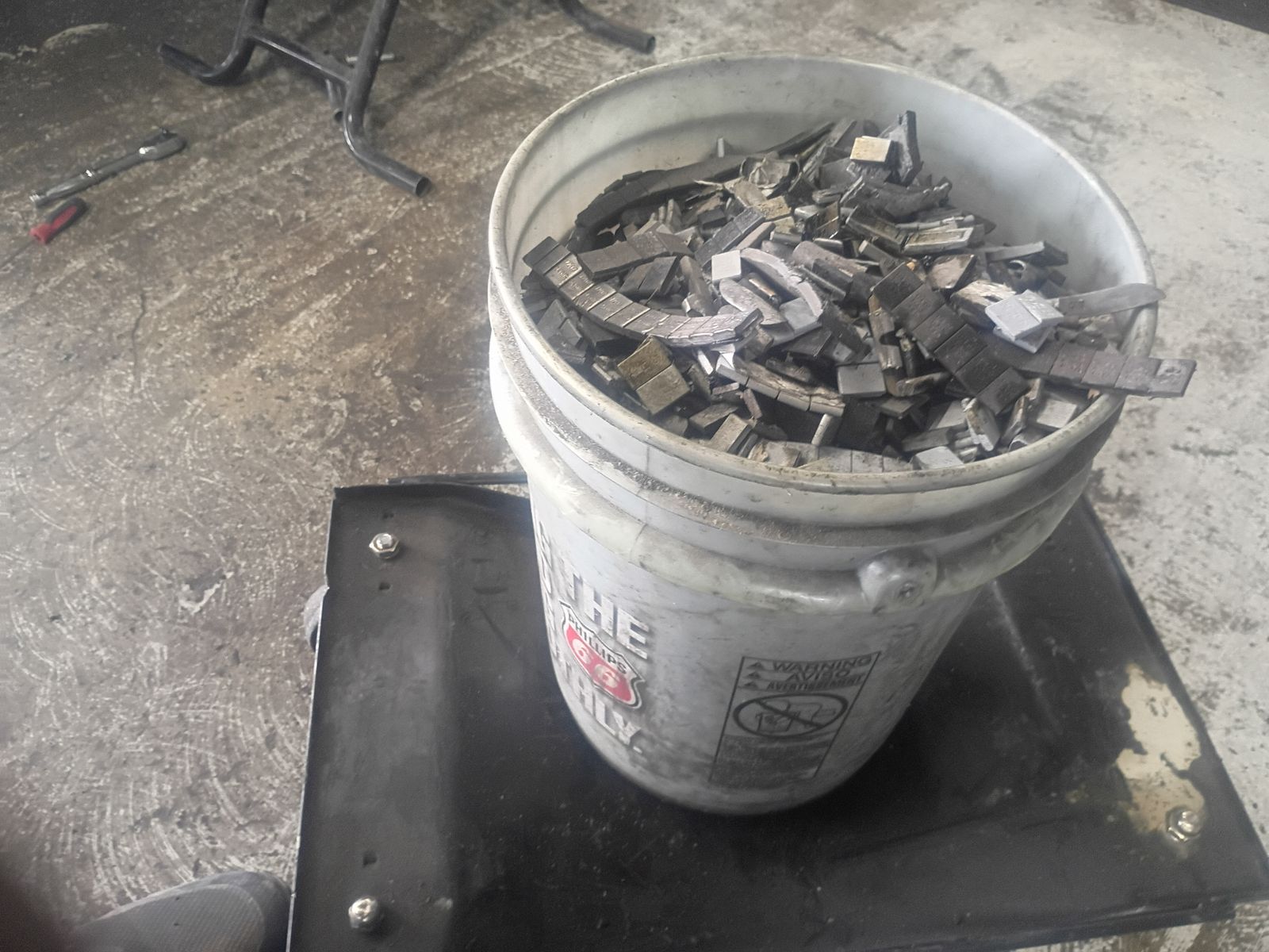 Used lead tire weights