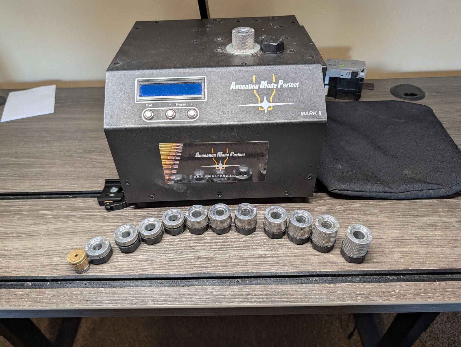 AMP Annealer with multiple pilots included