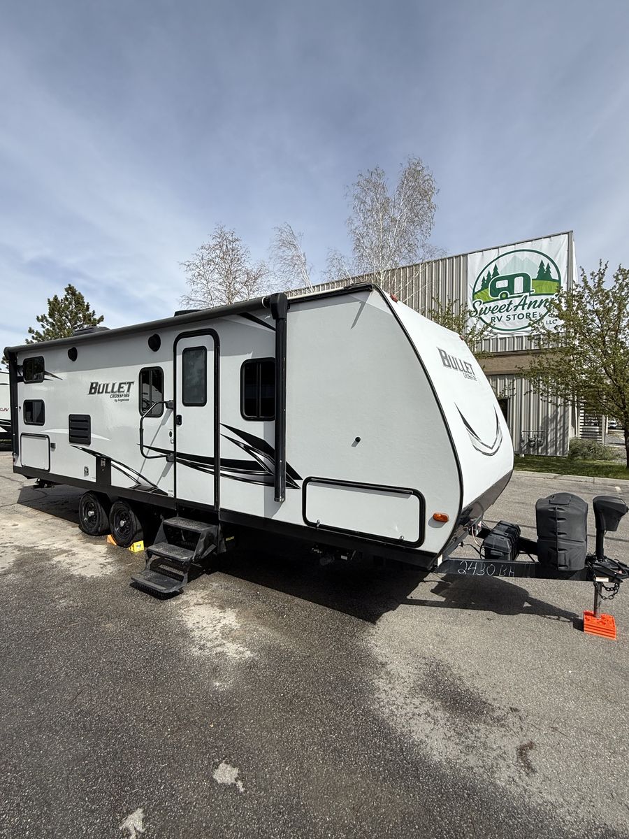 2021 Keystone Bullet 2430BH Bunk Bunkhouse Travel Trailer with Bunks