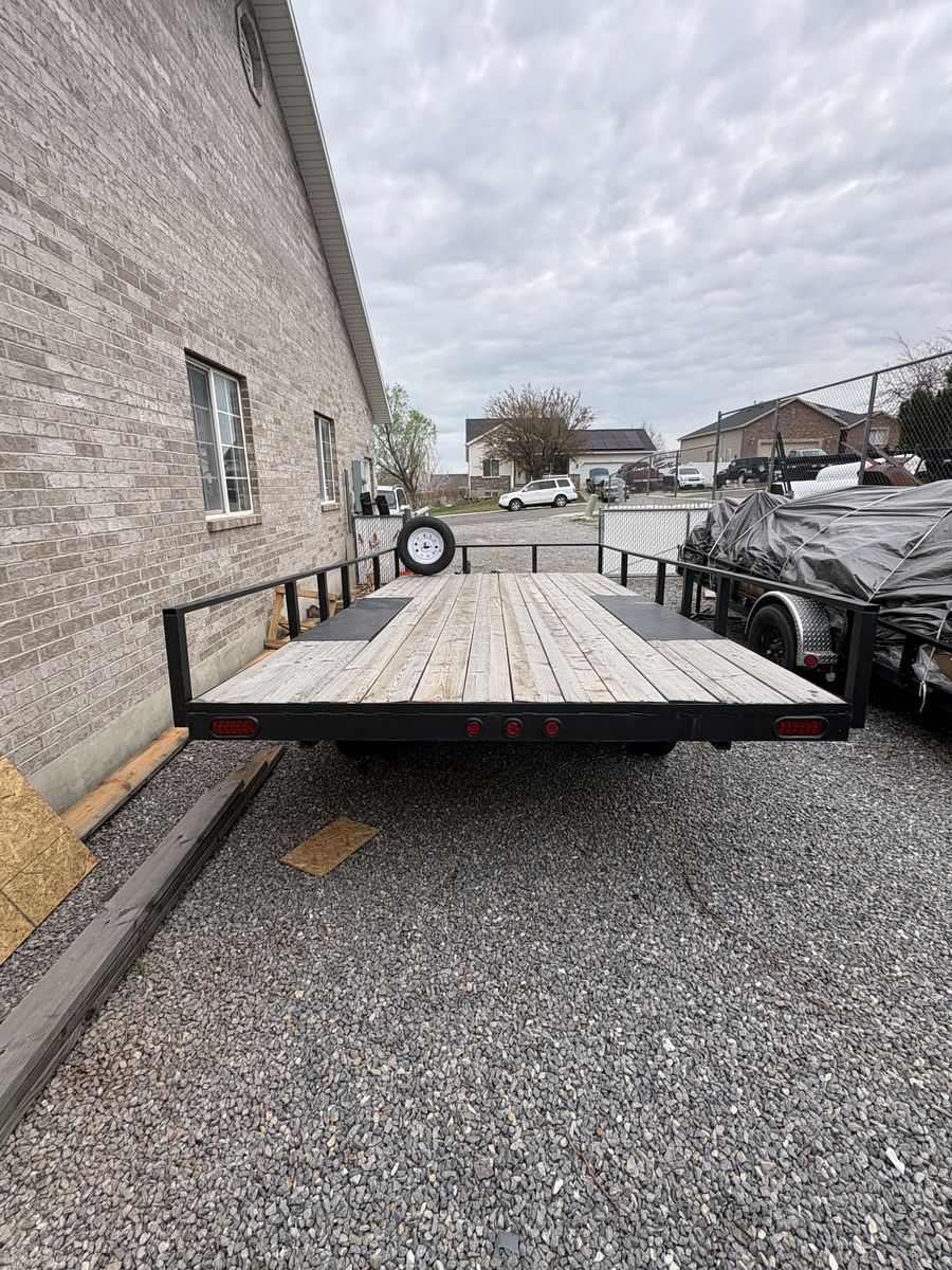 16’ Deck-Over Trailer