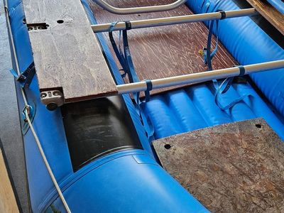 16' Terran white water raft