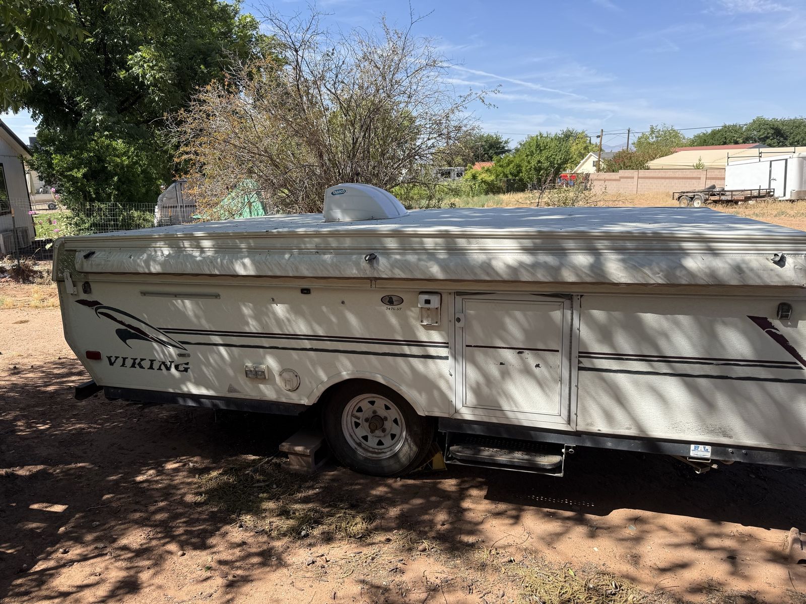 2001 Viking tent trailer