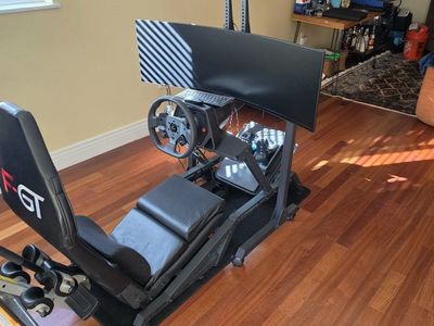 Logitech G PRO Racing Wheel racing sim setup