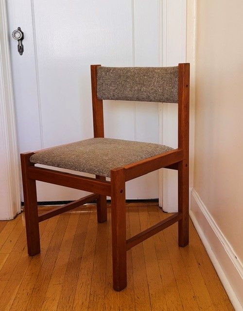 Vintage Dinning Chairs- Mid Century Modern