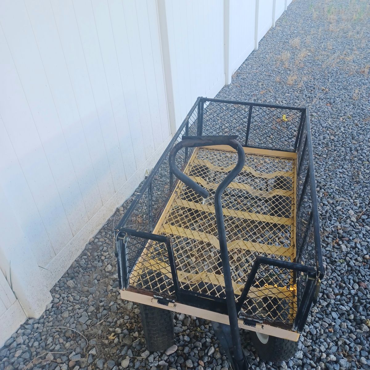Main image 6