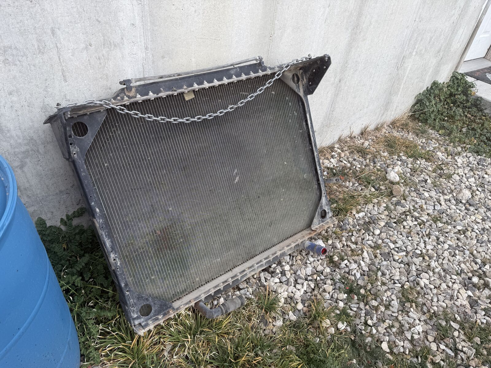 Lo flow radiator come out of a 91 autocar state dump truck