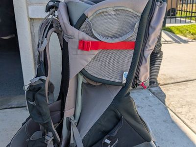 Osprey Poco Premium Carrier