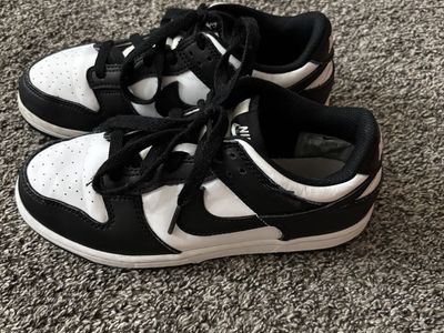 Nike Dunk Low Panda - Size 3Y