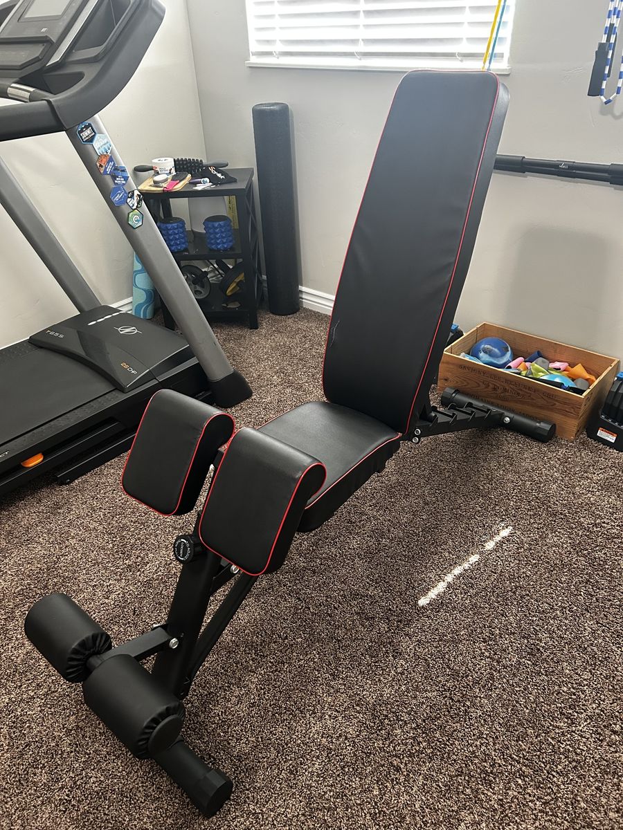 Adjustable Weight Bench