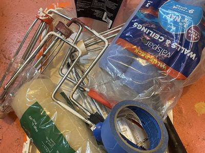 Painting Supplies – Rollers Trays Covers Tape