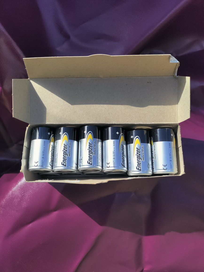 Energizer Industrial Alkaline D12 Batteries Box