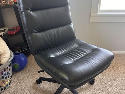 SERTA office chair