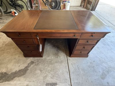 Brand New! 66" Hooker Furniture Executive Desk All Wood + Leather Top