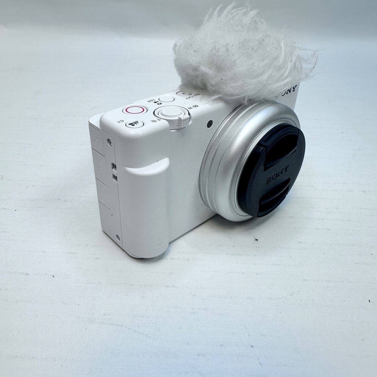 Main image 6