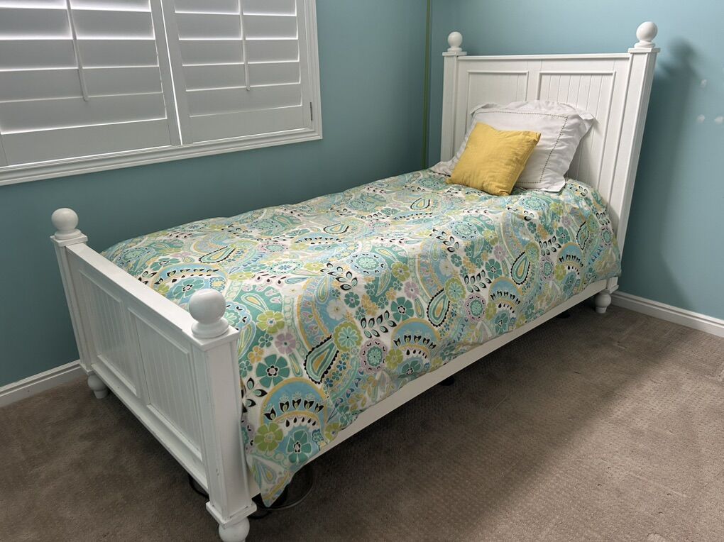 Twin Headboard, Footboard And Frame