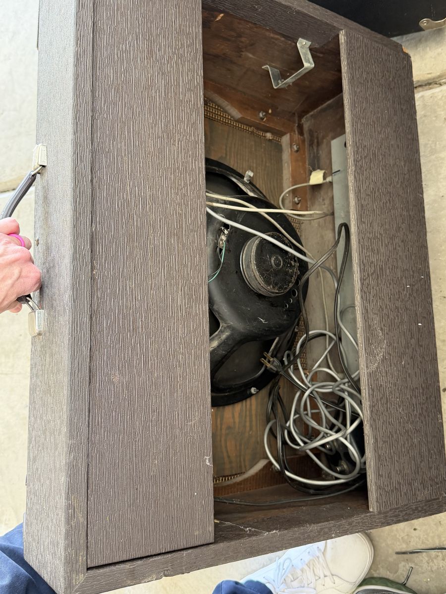 Main image 2