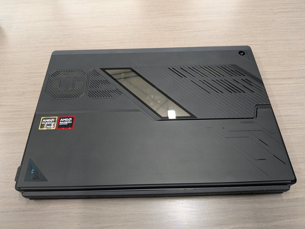Asus ROG Flow Z13 128 GB (Max+ 395) Gaming Tablet