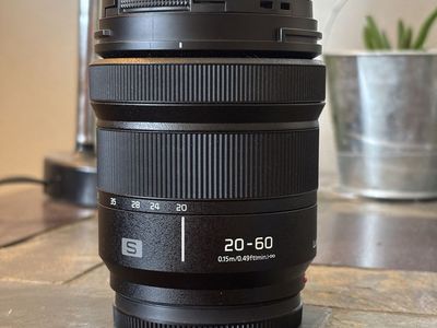 Lumix 20-60mm L-Mount Lens