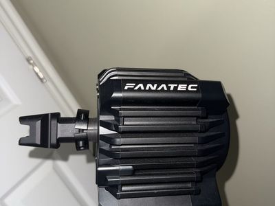 Fanatec DD 8nm with club sport wheel QR2