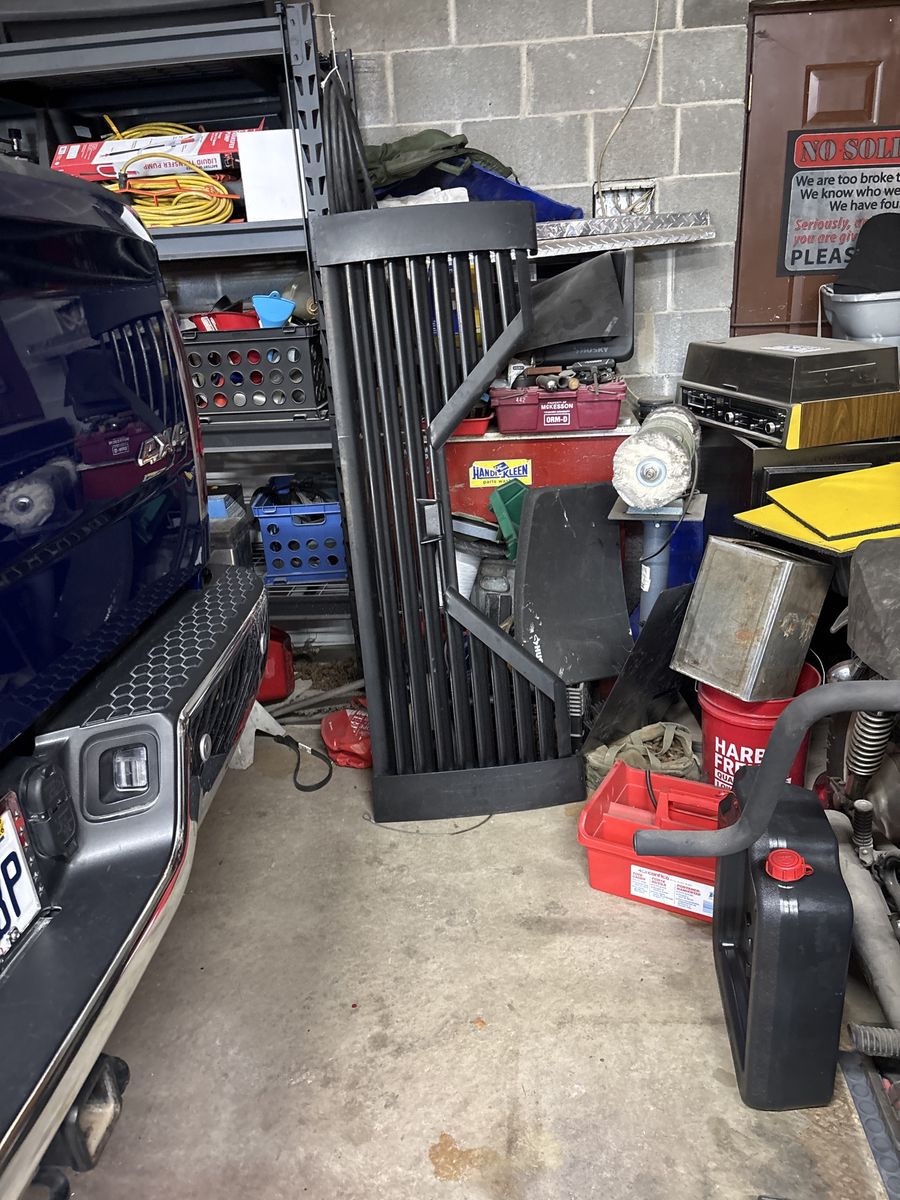 Black Tailgate for a 5th wheel trailer