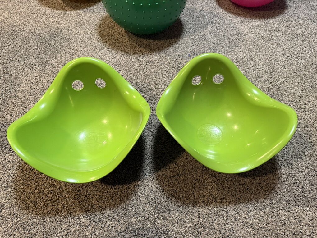 2 Moluk Bilibo Seats For Toddlers & Small Kids