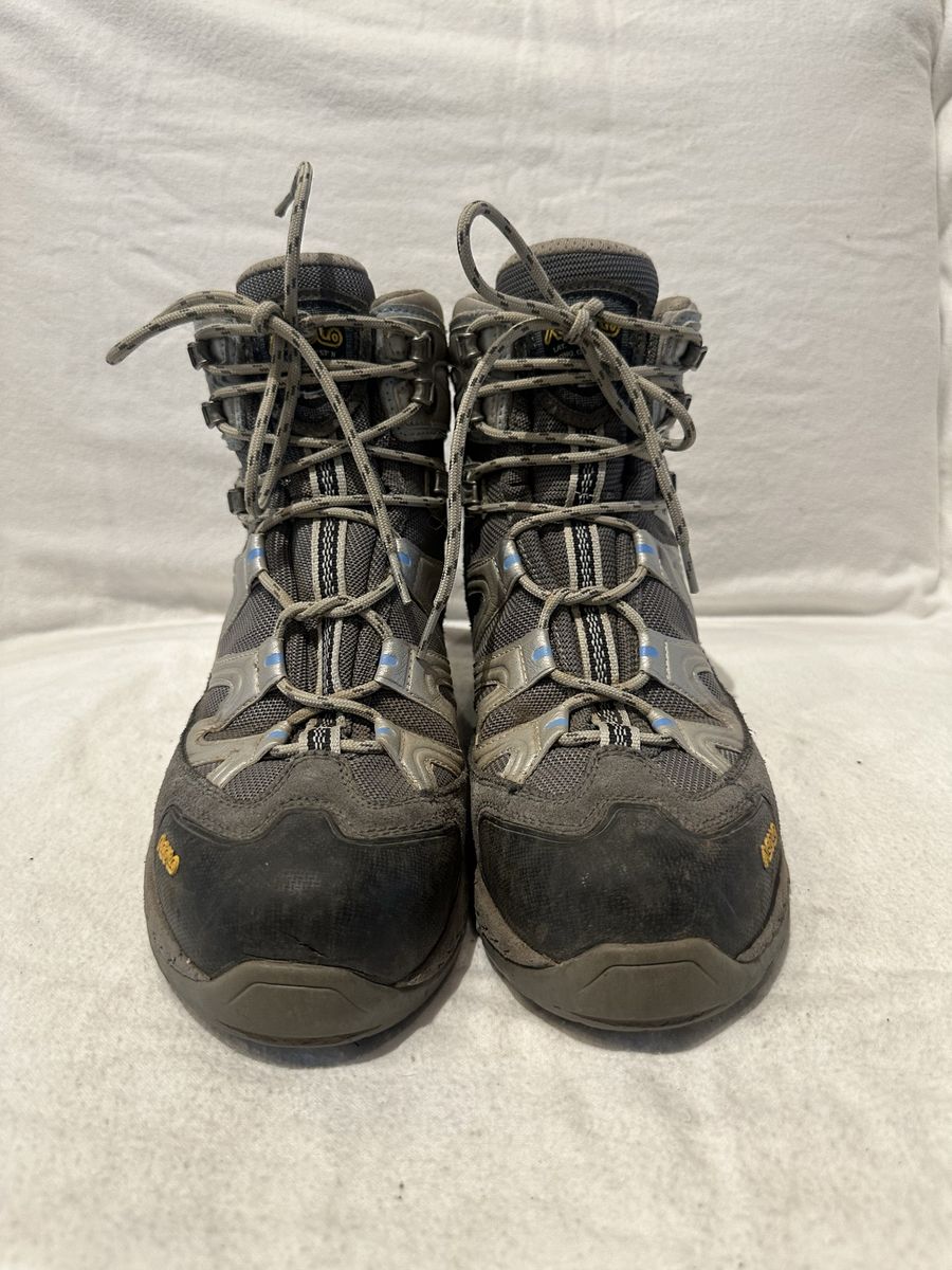 Asolo women’s size 9 gray leather and textile Gore-Tex mid hiking boots