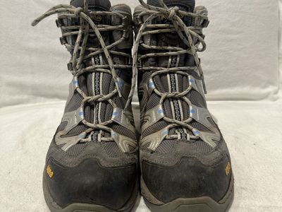 Asolo women’s size 9 gray leather and textile Gore-Tex mid hiking boots
