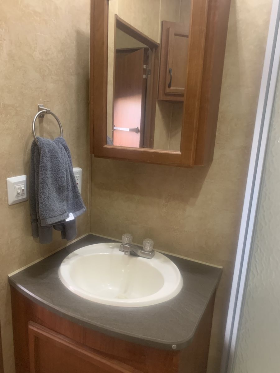 Main image 12