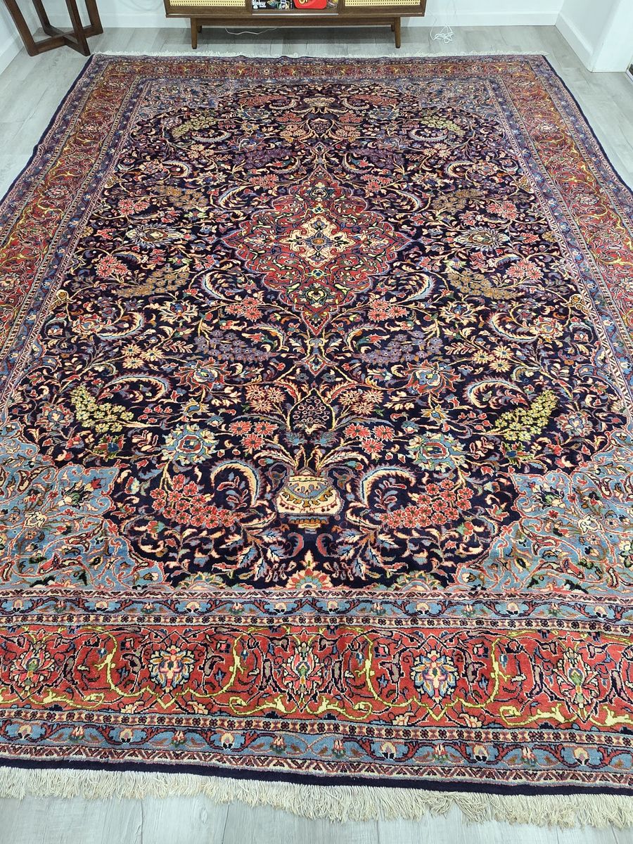 10x13 Beautiful Handknotted Persian Kashan Rug