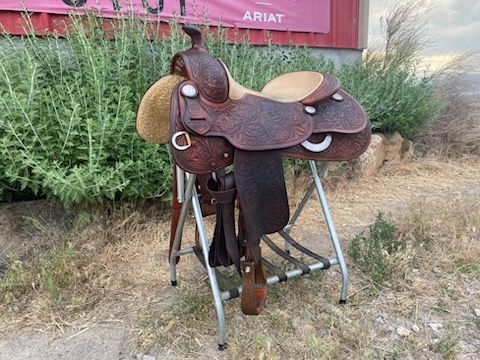 NICE BOBS SADDLE