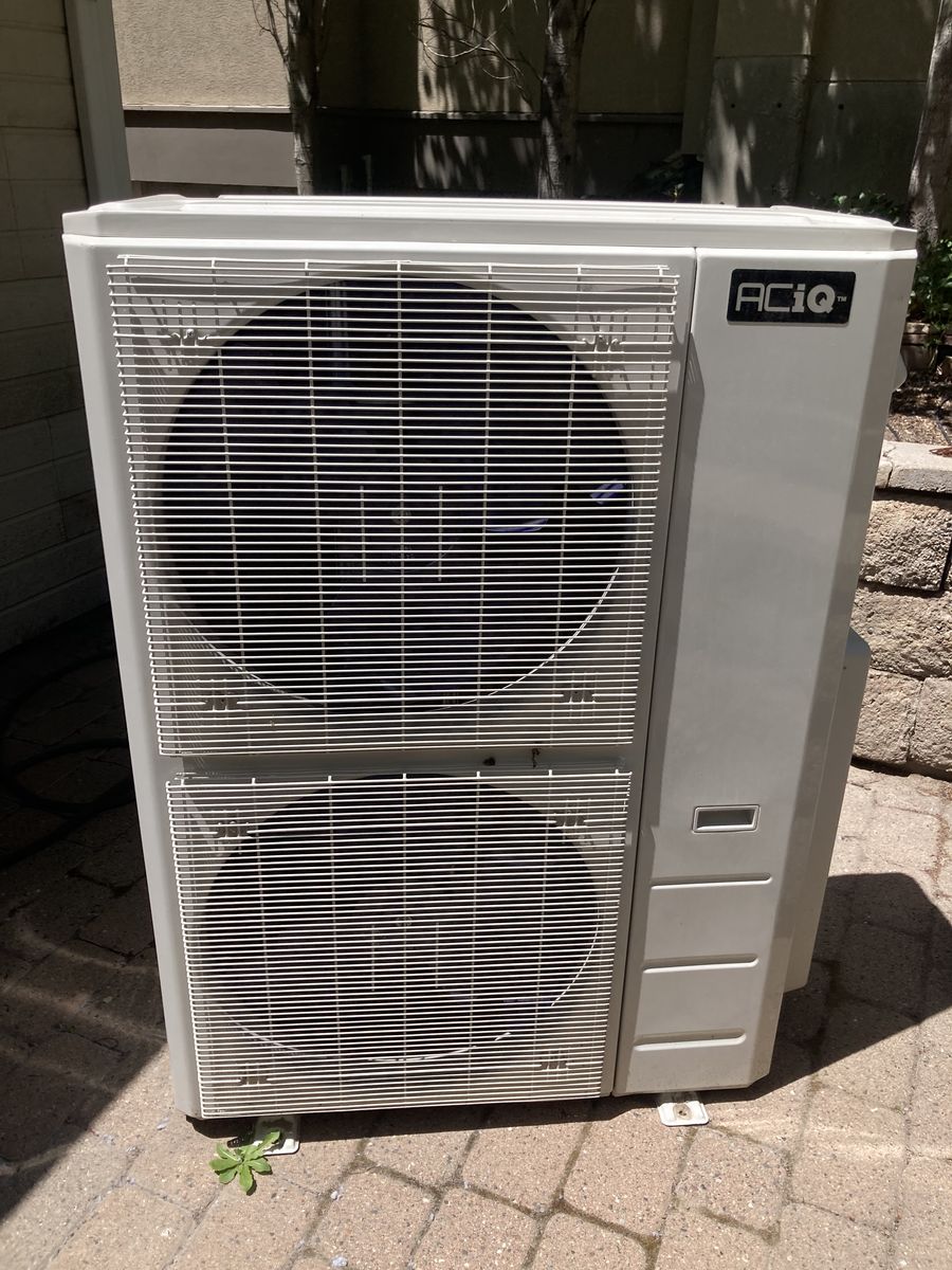 55,000 BTU ACiQ Multi Zone Condenser (ES-55Z-M5B)
