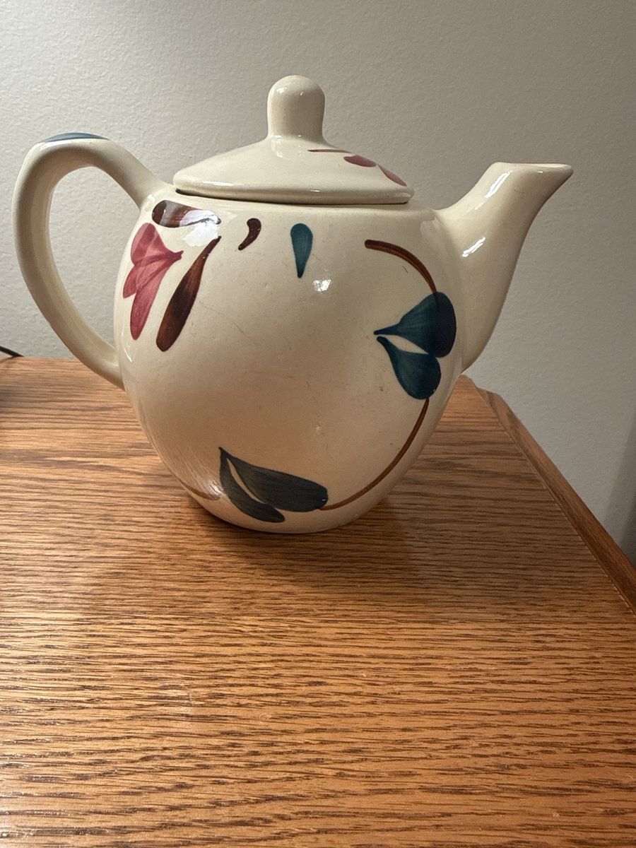 Vintage Purinton Ivy Red Blossom Teapot