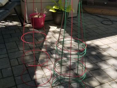 Tomato Cages, set of 4