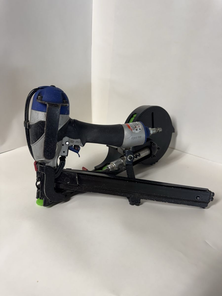Spotnails Crossfire TC56832 18 Gauge 7/16" Crown Stapler Air-Powered - 5/8" to 1-1/4" Staple Length
