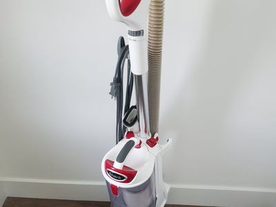 Shark Bagless Upright Vacuum Cleaner Rotator Lift-Away for Pet Hair Carpet Bare Floors