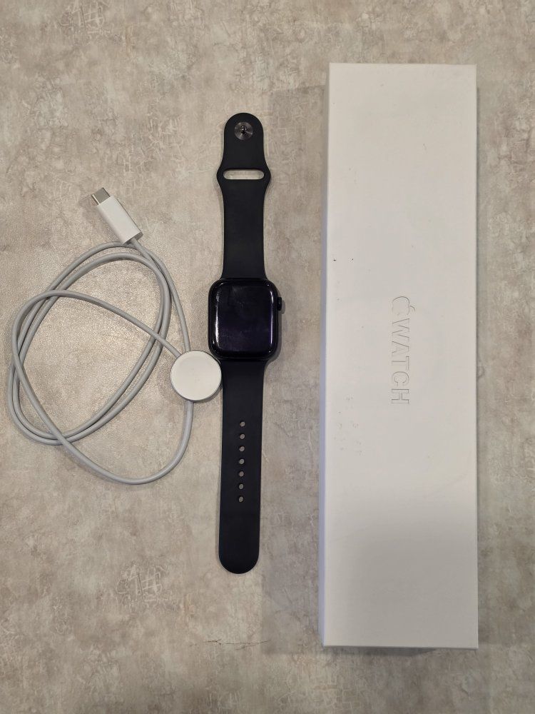 Apple Watch Series 8 45mm GPS
